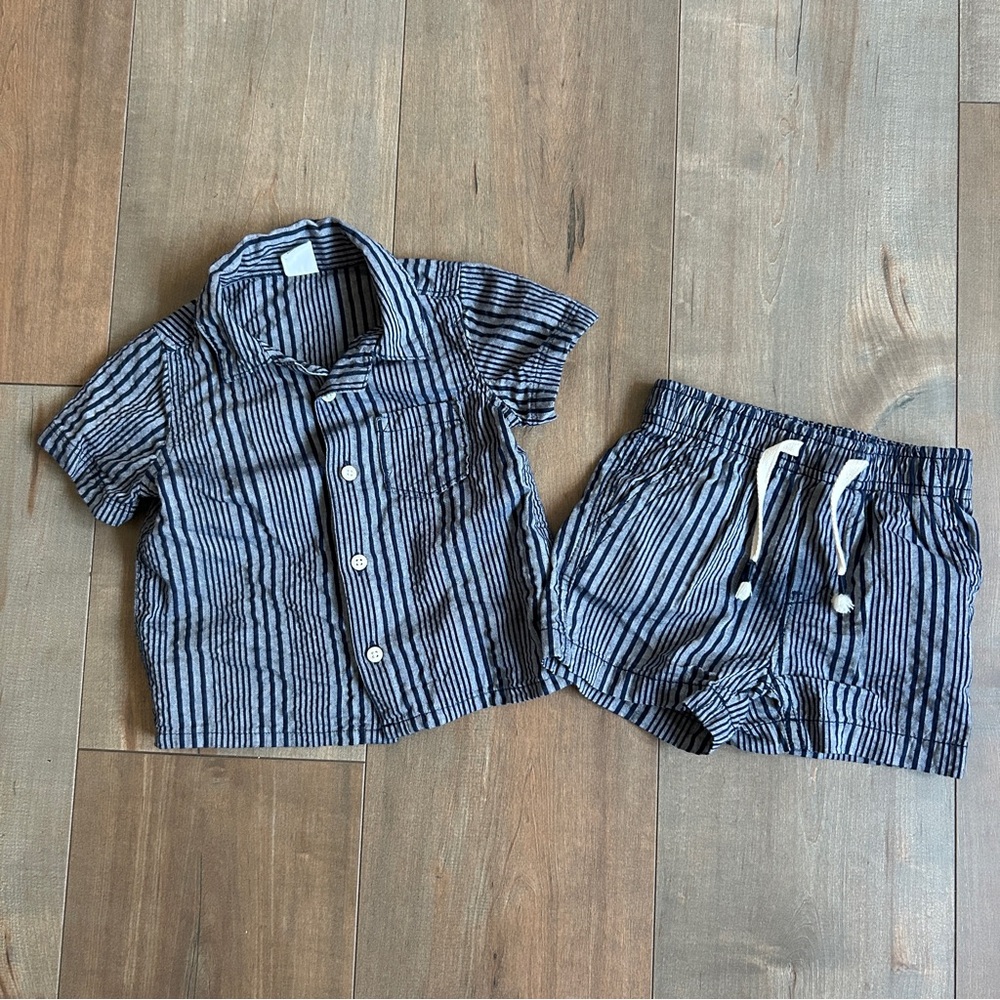 GAP Seersucker Vacay Outfit